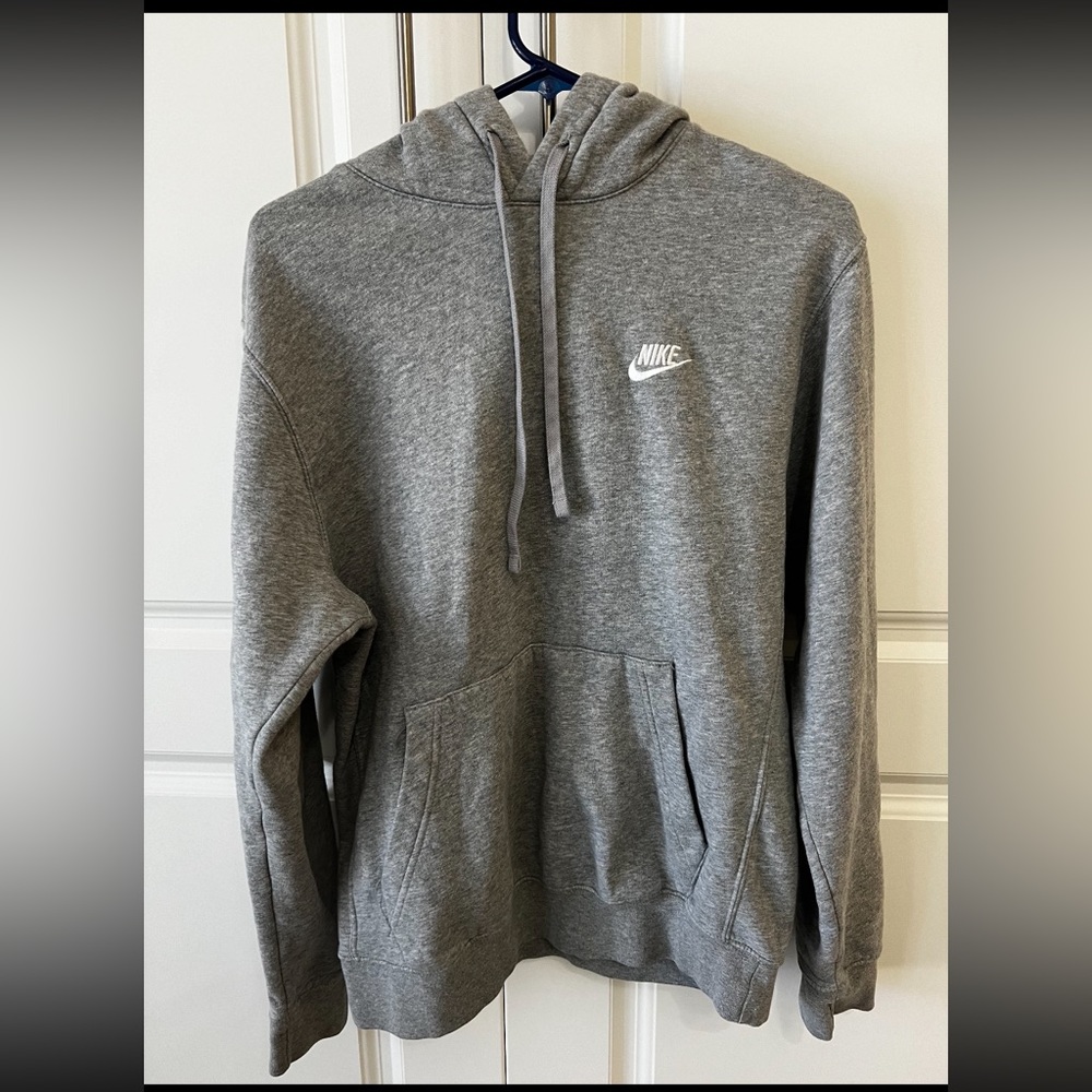 Men’s Size Small Nike Hoodie - Gray